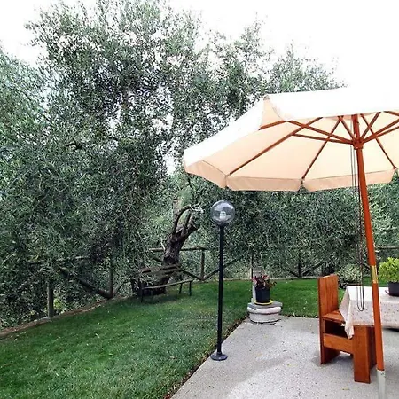 Agai Bed & Breakfast